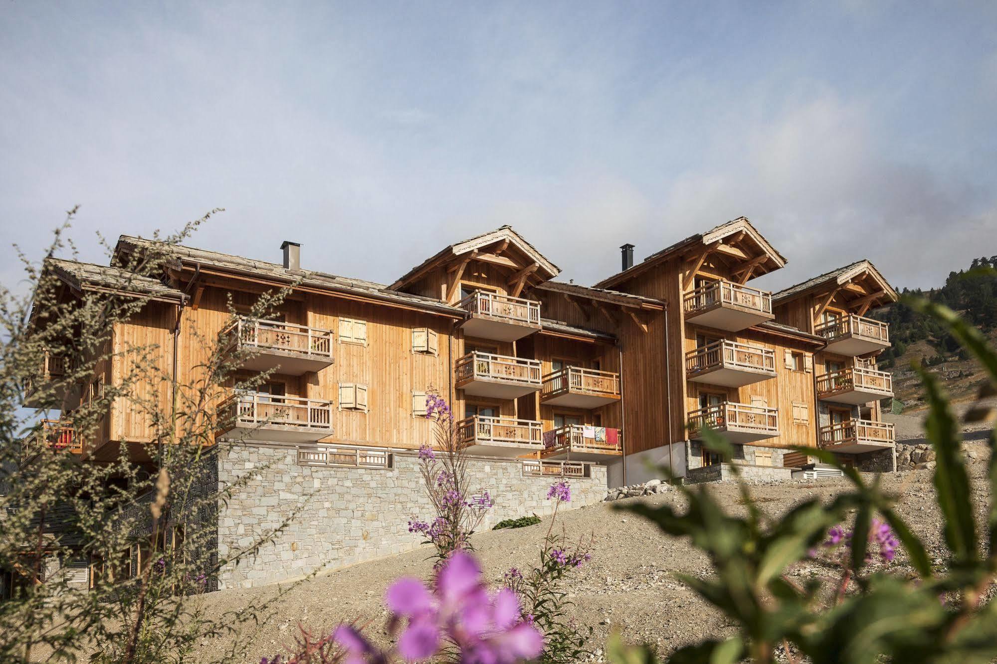 Cgh Residences & Spas Le Chalet Des Dolines Монженевр Экстерьер фото
