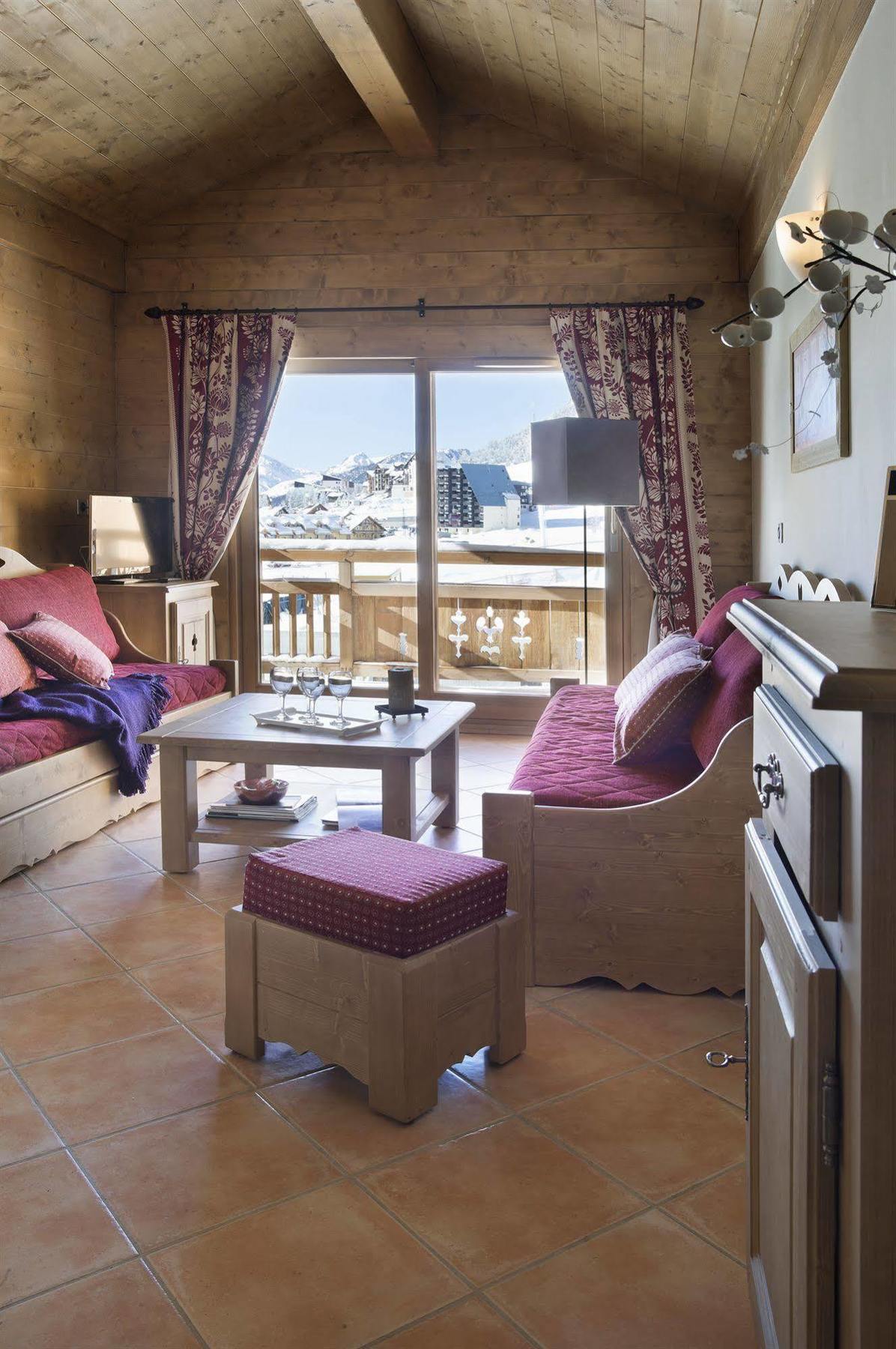 Cgh Residences & Spas Le Chalet Des Dolines Монженевр Экстерьер фото