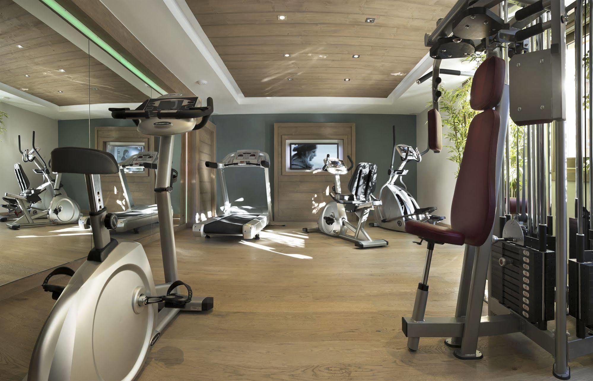 Cgh Residences & Spas Le Chalet Des Dolines Монженевр Экстерьер фото